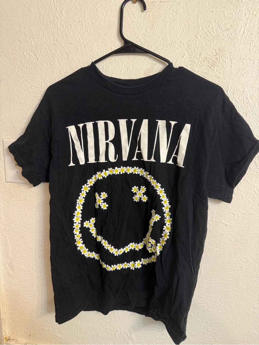 Nirvana Black Women’s Daisy Smiley Tee